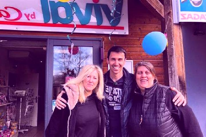 Card Stopper slot