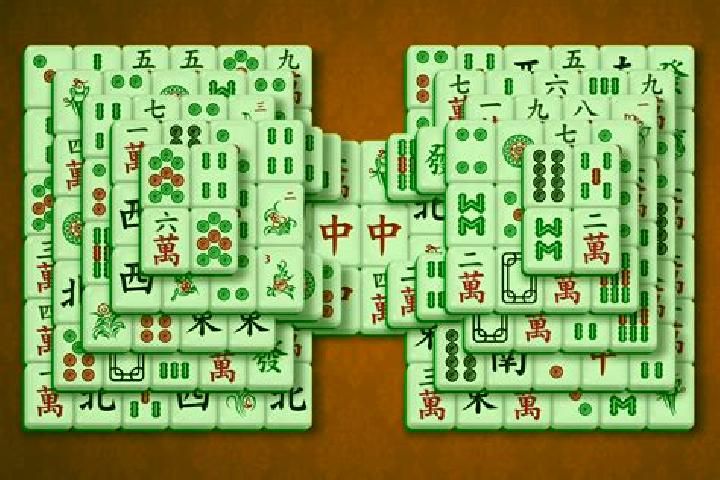 Extra Crown Dice slot machine