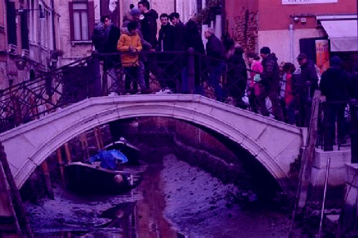 Rolling Stone Age slot